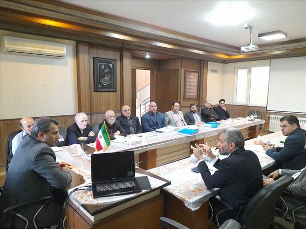پیگیری سرانه های مسکن مهر در جلسه با مدیر کل راه و شهرسازی استان